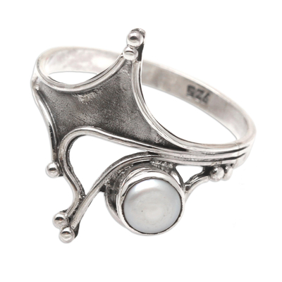 Cultured pearl cocktail ring, 'Queen of the Ocean' - Sterling Silver and Cultured Pearl Cocktail Ring