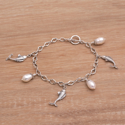 Hand Crafted Cultured Pearl Charm Fish Bracelet from Bali, 'Shimmering Koi