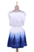 Seiden-Minikleid, „Fade to Blue“ – Weißes und blaues Ombre-Minikleid aus reiner Seide aus Indien