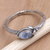 Regenbogen-Mondstein-Einzelsteinring - Ring aus Sterlingsilber und Regenbogenmondstein