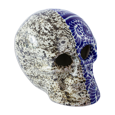 Escultura de cerámica, 'Skull Dichotomy' - Escultura de cráneo de dos caras estilo Talavera hecha a mano