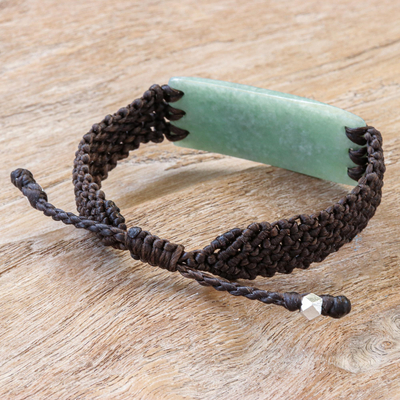 Jade macrame pendant bracelet, 'Spring Jade' - Jade and Sterling Silver Macrame Pendant Bracelet