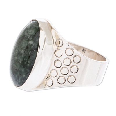 Anillo de jade para hombre, 'Verdant Night' - Anillo de jade de una sola piedra de plata de ley moderno para hombre