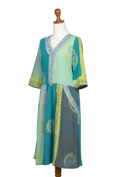 Vestido acampanado de rayón batik - Vestido evasé batik verde con motivo floral