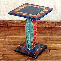 Cedar wood accent table, 'Rustic Leaf' - Hand Crafted Cedar Wood Geometric Leaf Accent Table