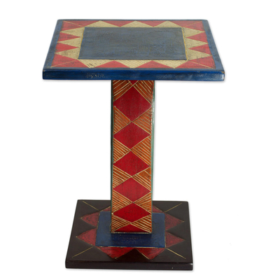 Cedar wood accent table, 'Rustic Leaf' - Hand Crafted Cedar Wood Geometric Leaf Accent Table
