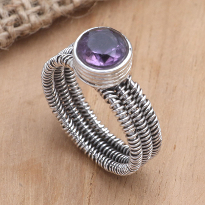 Amethyst-Einzelsteinring, „Wrapped Up in Violet“ – Drahtgewickelter Amethyst-Ring aus Sterlingsilber