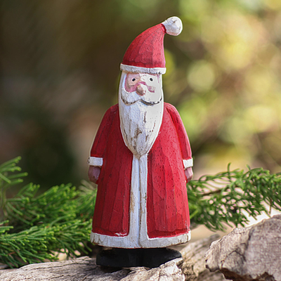 Weihnachtsdeko-Akzent aus Holz - Rustikaler handgeschnitzter Weihnachtsmann aus Holz