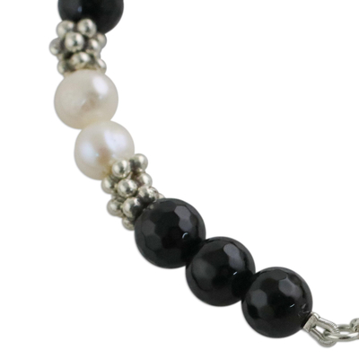 Onyx and cultured pearl beaded necklace, 'Magical Karen' - Onyx Silver and Cultured Pearl Bracelet from Thailand