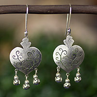 Aretes de corazón de plata esterlina, 'Profundidad del corazón' - Aretes artesanales Joyería de plata esterlina de Taxco