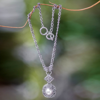 Pearl pendant choker, 'Sweet Serenity' - Balinese Pearl and Sterling Silver Choker