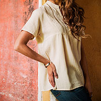 Women's cotton tunic, 'Daisies in Cream' - Ivory Cotton Floral Embroidered Top