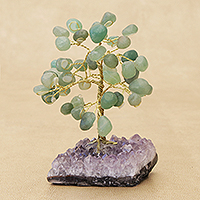 Quartz gemstone tree, Verdant Leaves