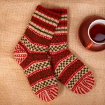 Knit socks, 'Cozy Steps' - Classic Patterned Red and Green Acrylic and Wool Knit Socks