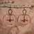 Pendientes colgantes de cornalina - Pendientes colgantes de cobre envejecido y cornalina de comercio justo