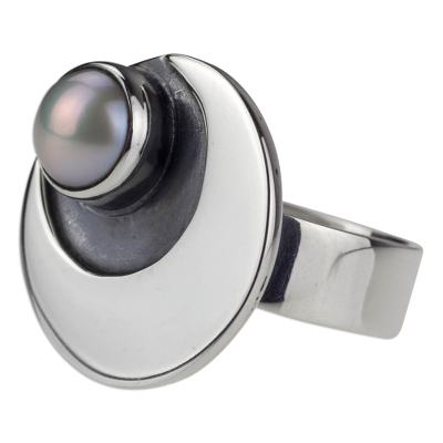 Cultured pearl cocktail ring, 'Iridescent Moon' - 950 Silver and Pearl Moon Ring Mexico Taxco Jewelery