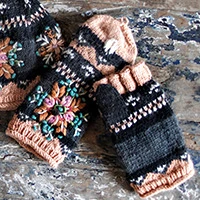 Wool convertible mittens, 'Sundari' - Women's Knit Wool Convertible Mittens Gloves Multicolored