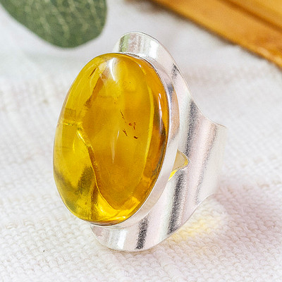 Amber cocktail ring, 'Gleaming Glam' - Sterling Silver Adjustable Cocktail Ring with Oval Amber