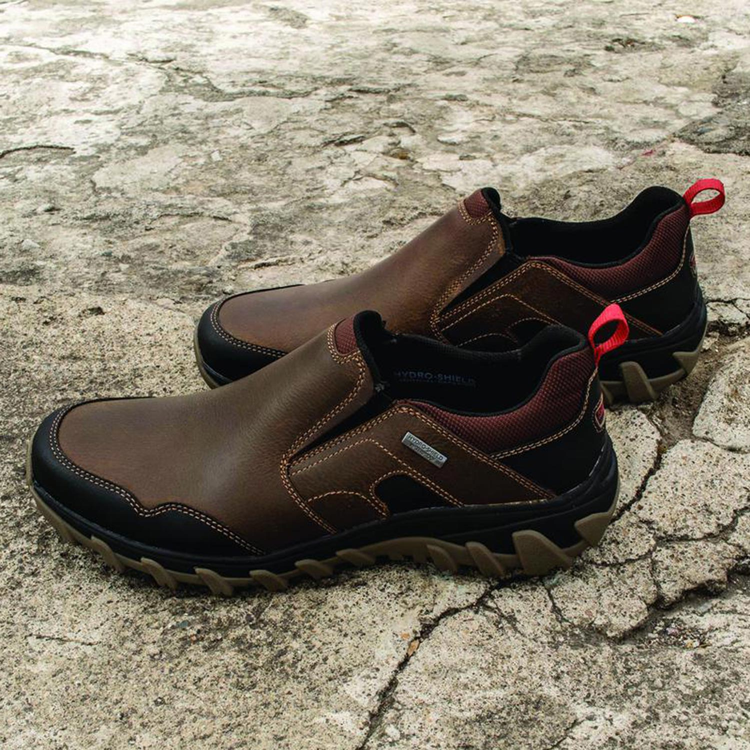 mens waterproof travel shoes