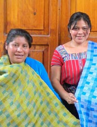 Asociación Comunitaria de Mujeres Artesanas Tzutujiles
