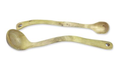 Wood ladle set, 'Xocomil Breeze' (pair) - Wood ladle set (Pair)