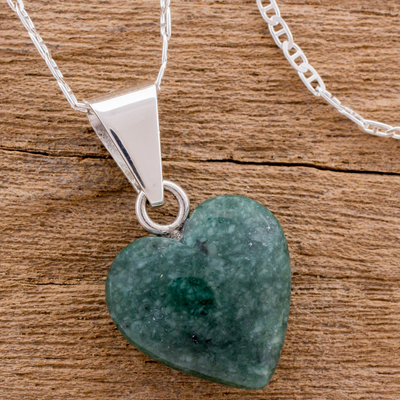 collar de corazón de jade - Collar con colgante de jade en forma de corazón hecho a mano artesanalmente