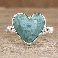 Jade-Herzring, „Love Immemorial“ – Einzigartiger herzförmiger Jade-Cocktailring aus Sterlingsilber