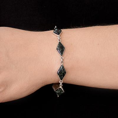 Jade link bracelet, 'Dark Forest Diamonds' - Jade link bracelet