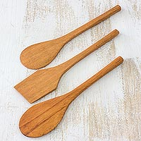 Cedar spatulas, 'Forest Kitchen' (set of 3)