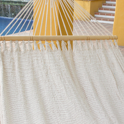 Hängematte aus Baumwolle, 'Montelimar Sands' (einzeln) - Handgefertigte weiße Baumwollhängematte aus Nicaragua (einzeln)
