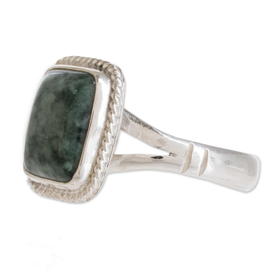 Jade-Cocktailring - Handgefertigter Ring aus Jade