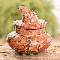 Vasija de cerámica, 'Pibil Falcon' - Cuenco de Cerámica Antigua Arte Maya