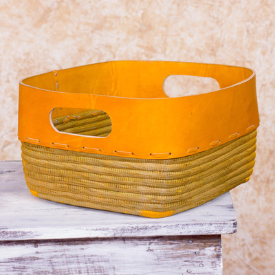 Korb aus Leder und Kiefernnadeln, 'Tangerine' - Nicaragua Handgefertigter Kiefer Nadel Korb mit Orange Leder