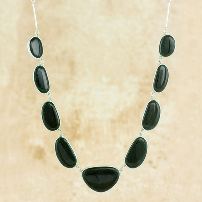Halskette mit Jade-Anhänger - Dunkelgrüne Jade-Halskette, handgefertigt aus Sterlingsilber