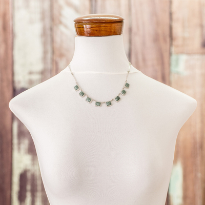 Collar colgante de jade, 'Life Divine' - Collar colgante de plata y jade guatemalteco artesanal