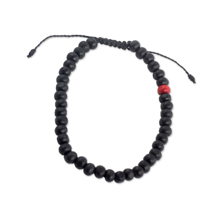 Beaded bracelet, 'Midnight Passion' - Black and Red Beaded Wood Drawstring Bracelet