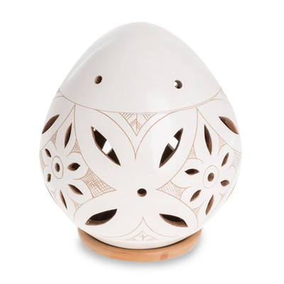 Portavelas de cerámica, 'Huevo de marfil floral' - Portavelas de terracota artesanal