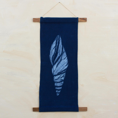 Shibori-Wandbehang aus Baumwolle - Indigoblauer Wandbehang, handgefertigte Shibori-Kunst aus Baumwolle