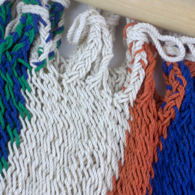 Baumwollhängematte, (einzeln) - Handgefertigte mehrfarbige Baumwollhängematte aus Nicaragua (Einzel)