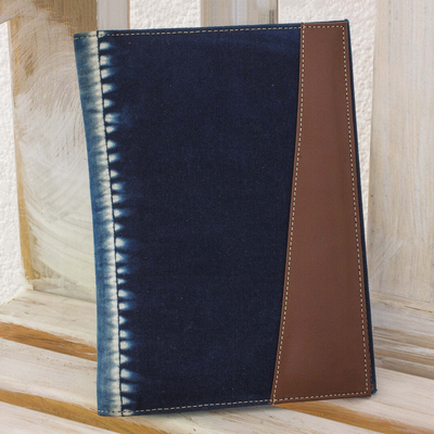Cotton batik notepad cover, 'Indigo Chiaroscuro' - Cotton Batik Notepad Cover Hand Crafted in Natural Indigo
