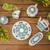 Platos de cerámica, (par) - Platos artesanales de cerámica floral en azul y blanco (par)