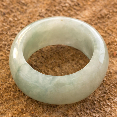Jade-Bandring, (10 mm) - Handgefertigter 10 mm breiter Bandring aus guatemaltekischer Jade