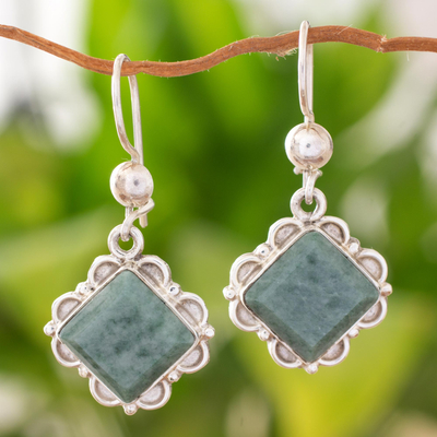Pendientes colgantes de jade - Aretes de jade florales en forma de diamante de plata en verde claro