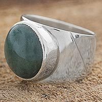 Anillo de cúpula de jade, 'Living Energy' - Anillo de cúpula de jade y plata de ley de Guatemala