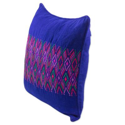 Kissenbezug aus Baumwolle, 'Qetzaltenango Frieze' - Quadratischer Kissenbezug in Indigo mit mehrfarbigem Maya-Fries