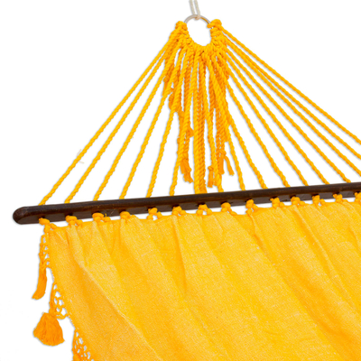 Baumwollhängematte, (einzeln) - Handgewebte Hängematte aus gelber Baumwolle (einzeln) aus Guatemala