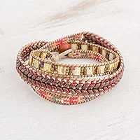 Pulsera envolvente con cuentas de vidrio, 'Country Land' - Pulsera envolvente con cuentas de vidrio hecha a mano de Guatemala