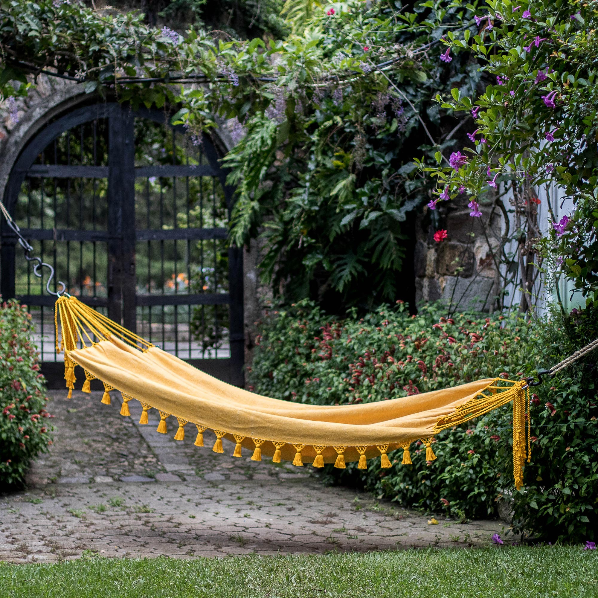 NOVICA 309982 Hammock， Yellow-