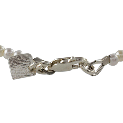 Cultured pearl strand bracelet, 'Beautiful Delicacy' - Cultured Pearl Beaded Bracelet from Guatemala