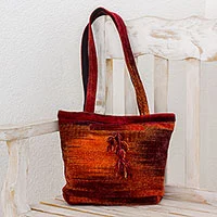 Bolso de hombro en mezcla de rayón y algodón, 'Pleasing Corduroy in Red' - Bolso de hombro en mezcla de rayón y algodón en rojo de Guatemala